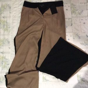 Black/beige pants